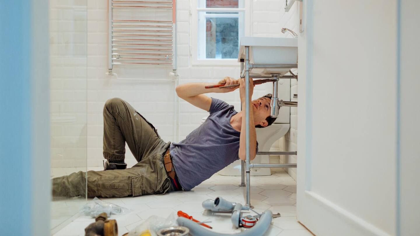 Unveiling the Traits of a Top-Notch Professional Plumber